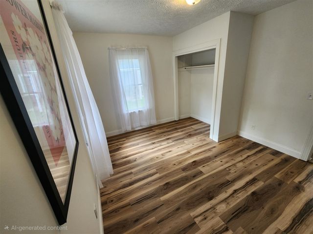 2815 Whittier Drive, Kalamazoo, MI 49001