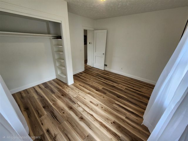 2815 Whittier Drive, Kalamazoo, MI 49001