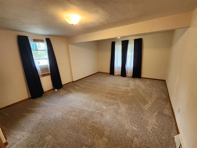 2815 Whittier Drive, Kalamazoo, MI 49001