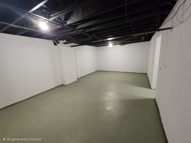 2815 Whittier Drive, Kalamazoo, MI 49001