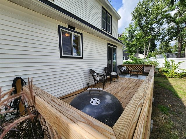 2815 Whittier Drive, Kalamazoo, MI 49001