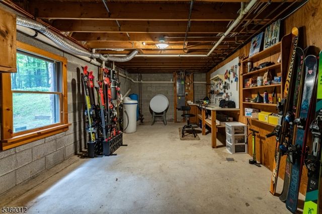 4 Heller Rd, Frelinghuysen Twp., NJ 07825