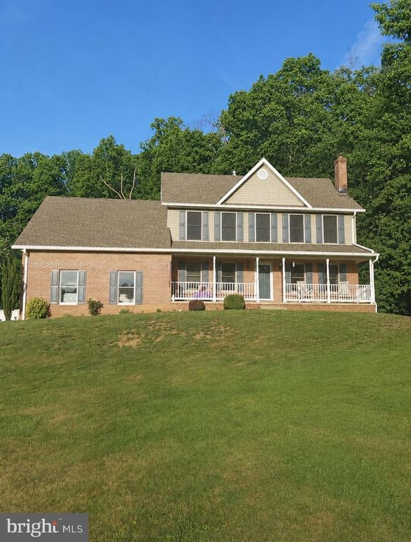 14314 CURVIN DR, Stewartstown, PA 17363
