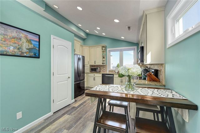 13005 W Lake Road, Vermilion, OH 44089