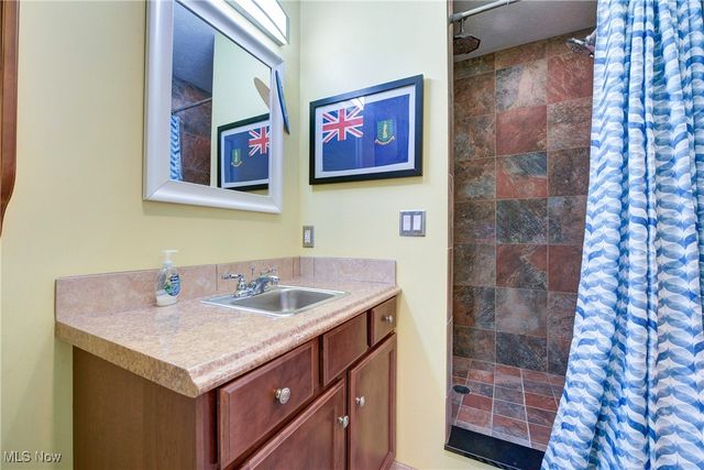 13005 W Lake Road, Vermilion, OH 44089