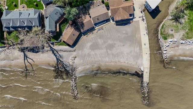 13005 W Lake Road, Vermilion, OH 44089