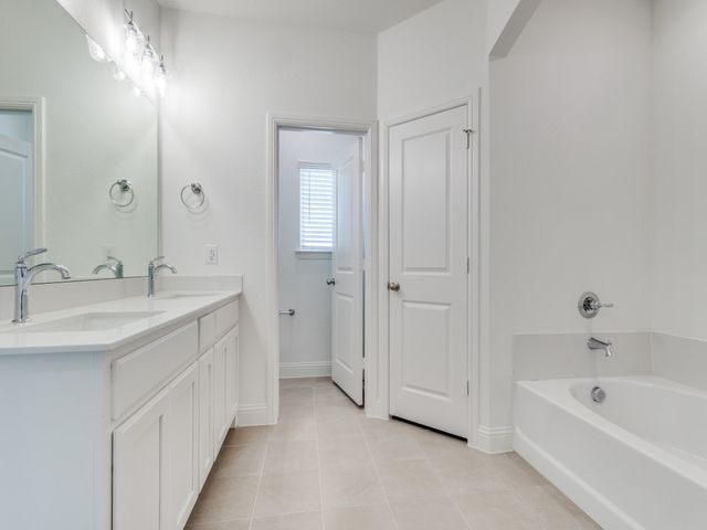 2704 Donella Drive, Denton, TX 76207