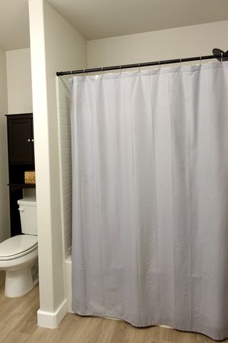 2716 River Bend Rd, Midland, TX 79705