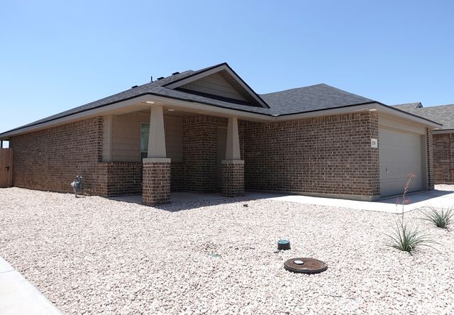 2716 River Bend Rd, Midland, TX 79705