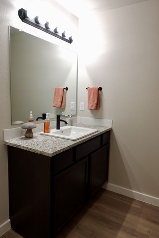 2716 River Bend Rd, Midland, TX 79705