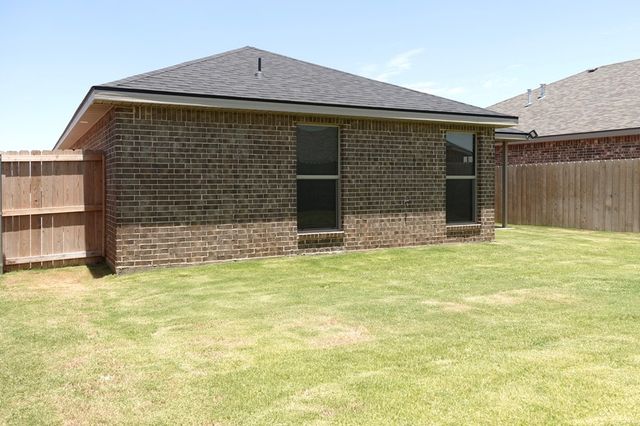 2716 River Bend Rd, Midland, TX 79705