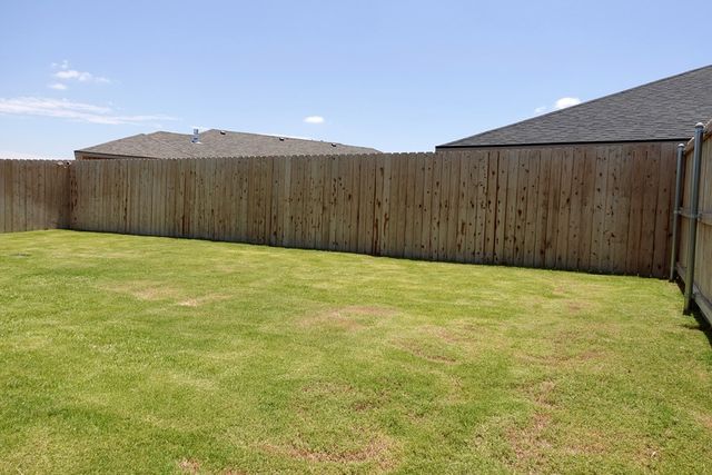 2716 River Bend Rd, Midland, TX 79705