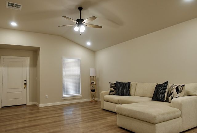 2716 River Bend Rd, Midland, TX 79705