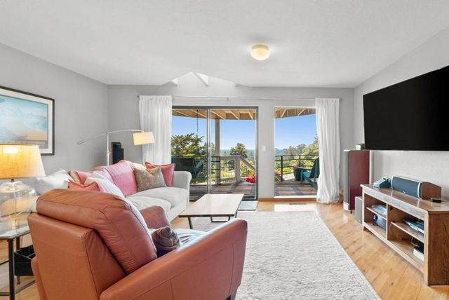 442 Vista Del Mar Drive, Aptos, CA 95003
