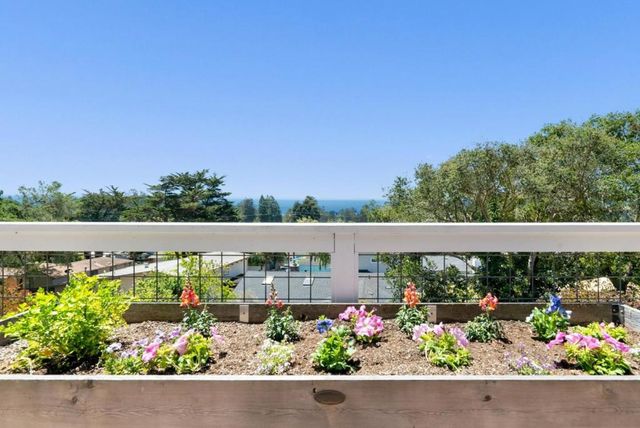 442 Vista Del Mar Drive, Aptos, CA 95003
