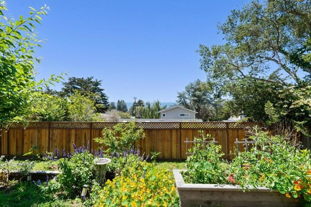 442 Vista Del Mar Drive, Aptos, CA 95003