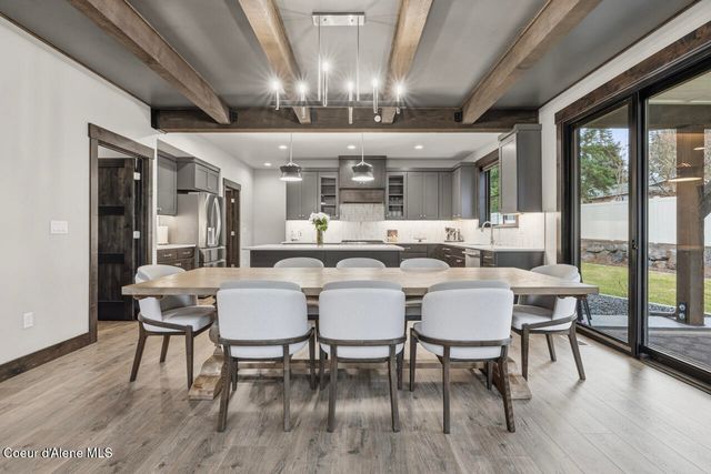 11925 N Rocking R RD, Hayden, ID 83835