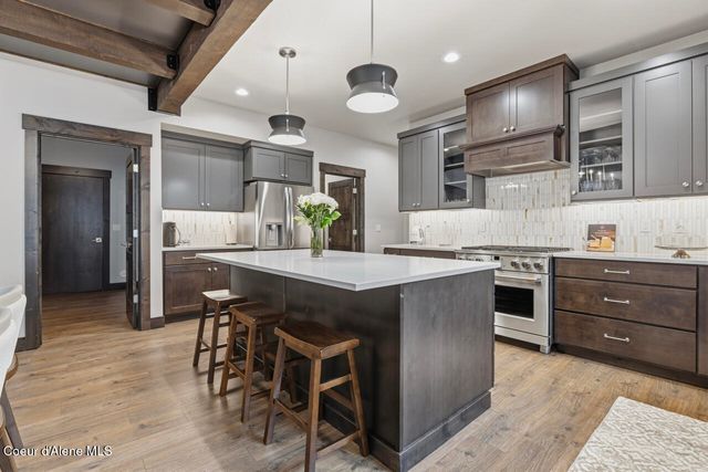 11925 N Rocking R RD, Hayden, ID 83835