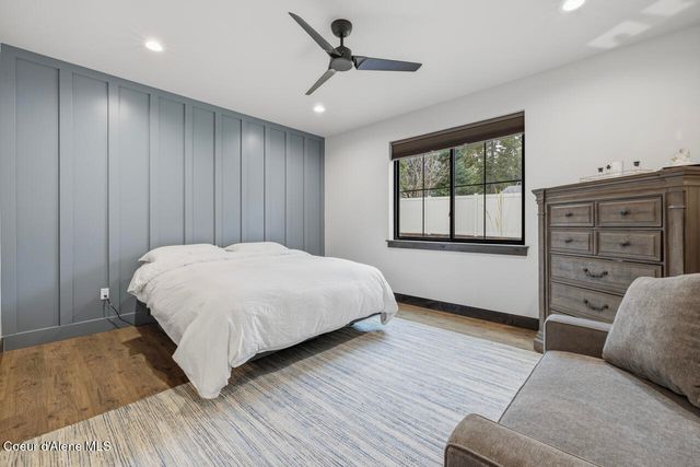 11925 N Rocking R RD, Hayden, ID 83835