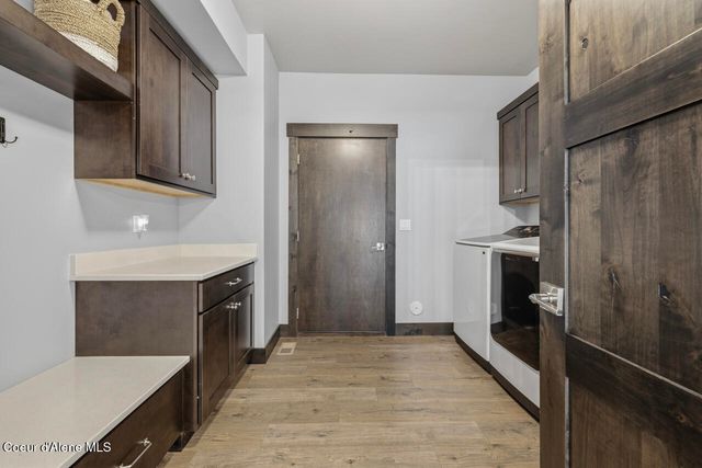 11925 N Rocking R RD, Hayden, ID 83835