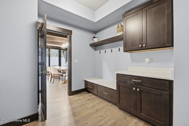 11925 N Rocking R RD, Hayden, ID 83835