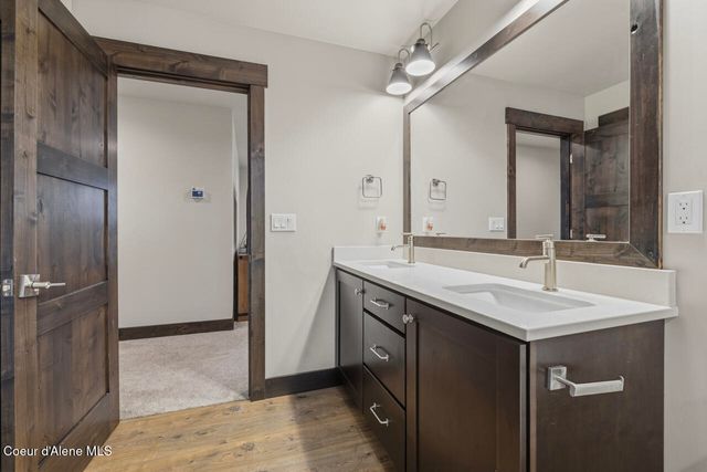 11925 N Rocking R RD, Hayden, ID 83835