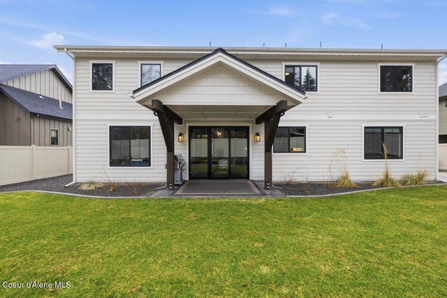 11925 N Rocking R RD, Hayden, ID 83835