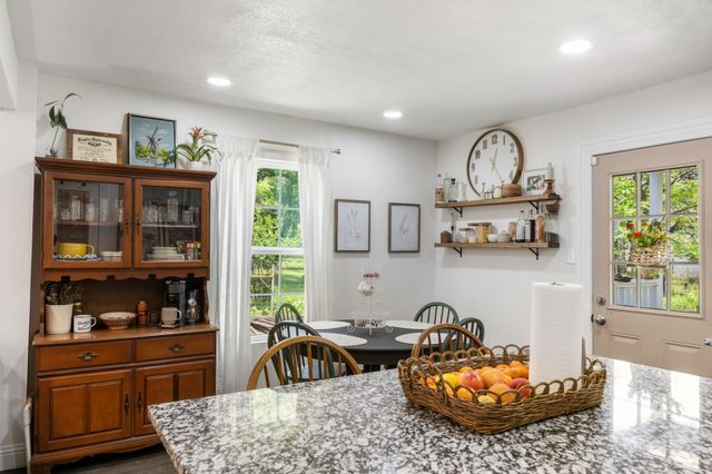 149 Gordon Drive, Azle, TX 76020