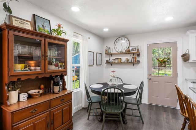 149 Gordon Drive, Azle, TX 76020