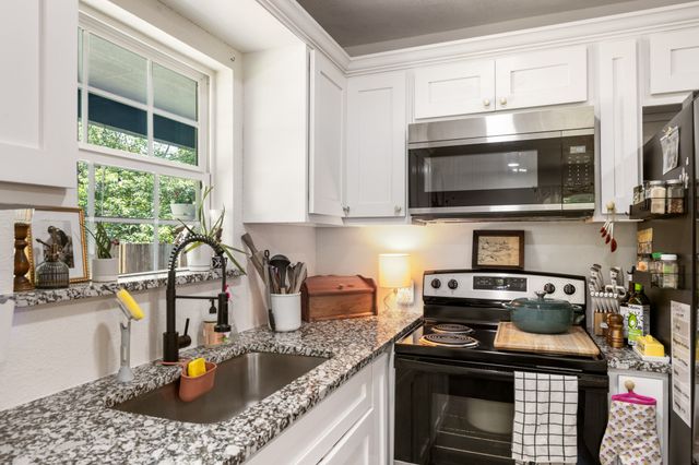 149 Gordon Drive, Azle, TX 76020