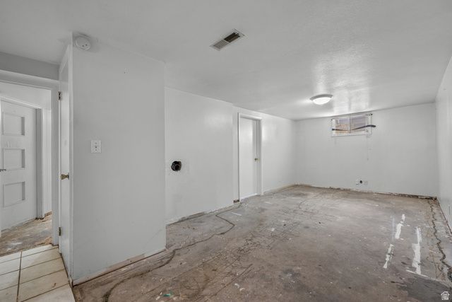 214 E 4500 S, Murray, UT 84107