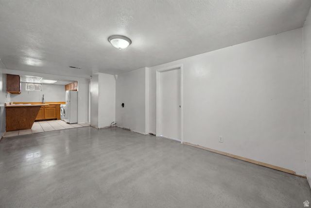 214 E 4500 S, Murray, UT 84107