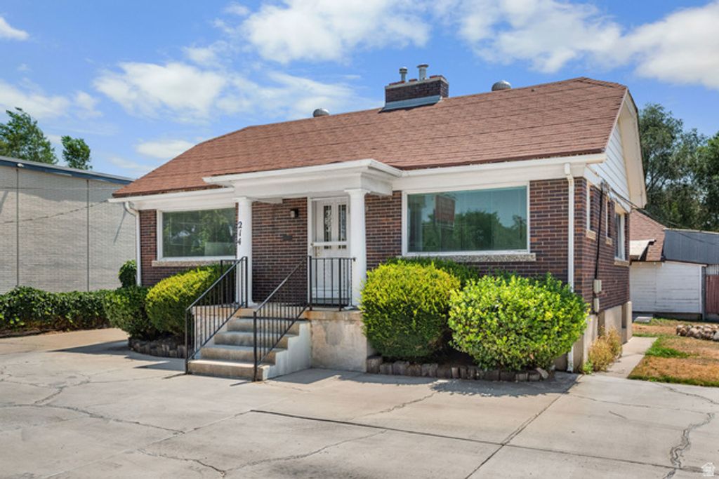 214 E 4500 S, Murray, UT 84107 — photo 2