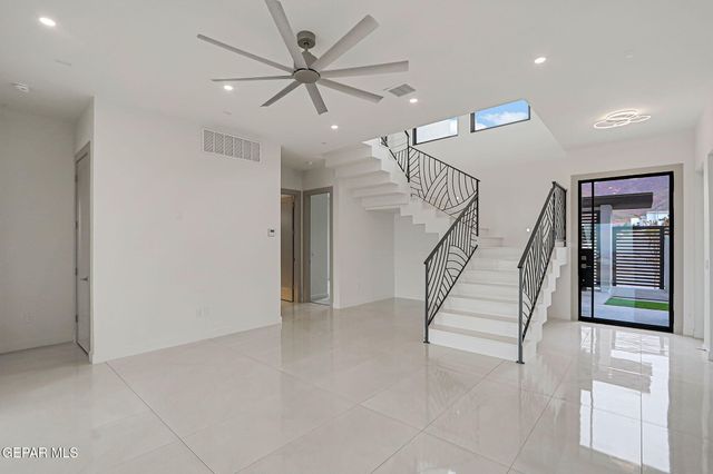 1281 DESERT NIGHT Street, El Paso, TX 79912