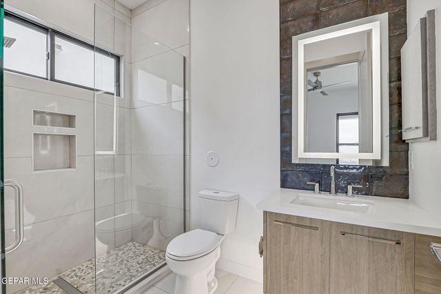 1281 DESERT NIGHT Street, El Paso, TX 79912