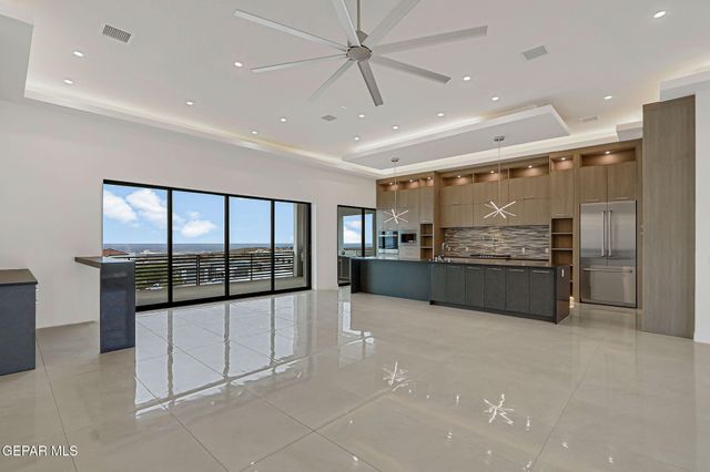 1281 DESERT NIGHT Street, El Paso, TX 79912