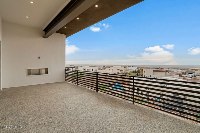 1281 DESERT NIGHT Street, El Paso, TX 79912