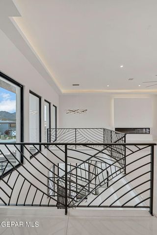 1281 DESERT NIGHT Street, El Paso, TX 79912