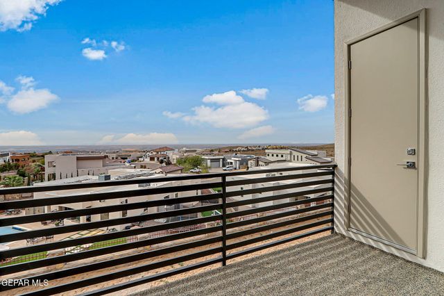 1281 DESERT NIGHT Street, El Paso, TX 79912