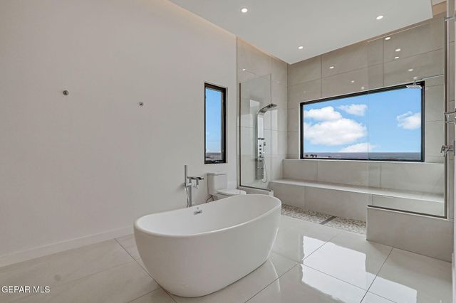 1281 DESERT NIGHT Street, El Paso, TX 79912