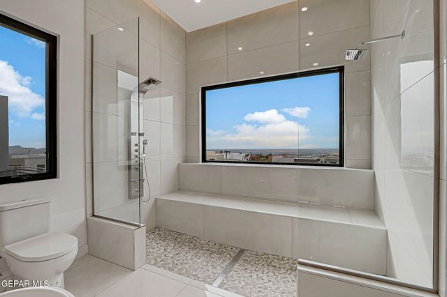 1281 DESERT NIGHT Street, El Paso, TX 79912