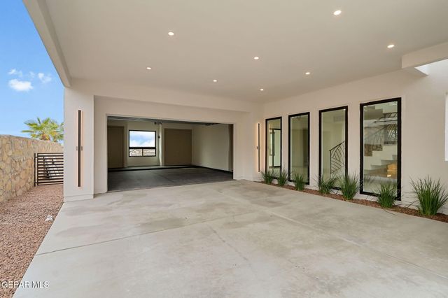 1281 DESERT NIGHT Street, El Paso, TX 79912