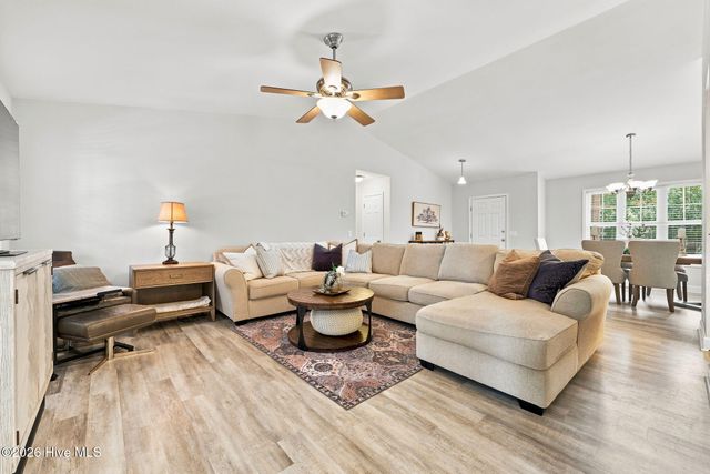 2405 Longleaf Drive W, Pinehurst, NC 28374