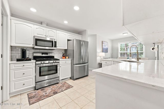 2405 Longleaf Drive W, Pinehurst, NC 28374