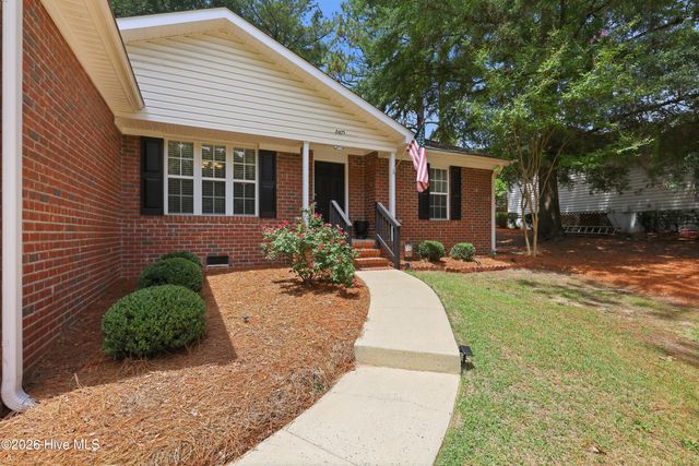 2405 Longleaf Drive W, Pinehurst, NC 28374