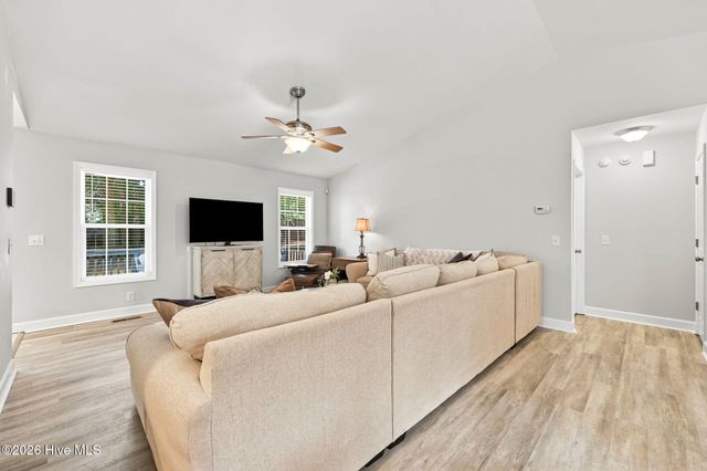 2405 Longleaf Drive W, Pinehurst, NC 28374