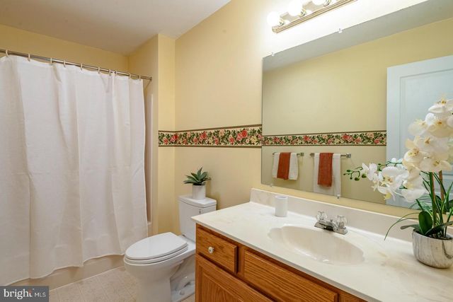 114 WESSEX CT, Reading, PA 19606