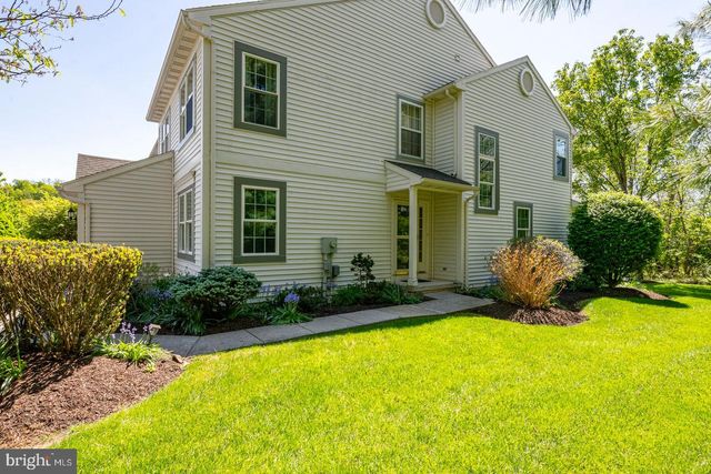 114 WESSEX CT, Reading, PA 19606