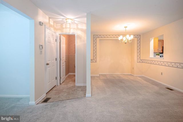 114 WESSEX CT, Reading, PA 19606