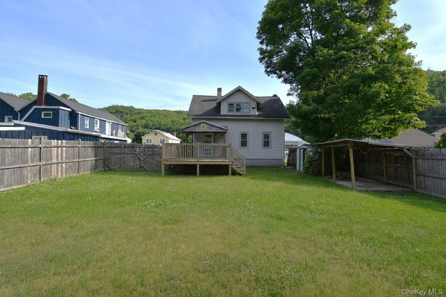 630 Route 212, Saugerties, NY 12477